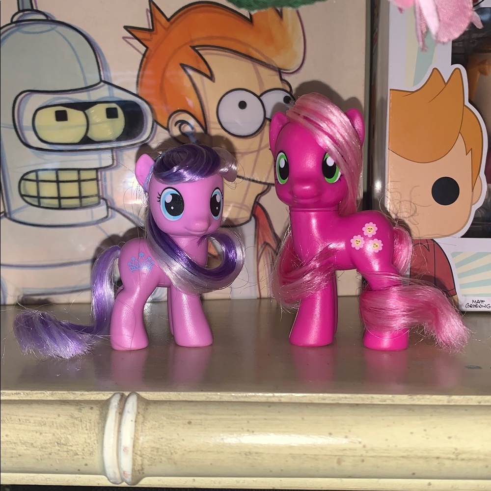 My Little Pony G4 Miss cheerlie lie and Diamond Tiara